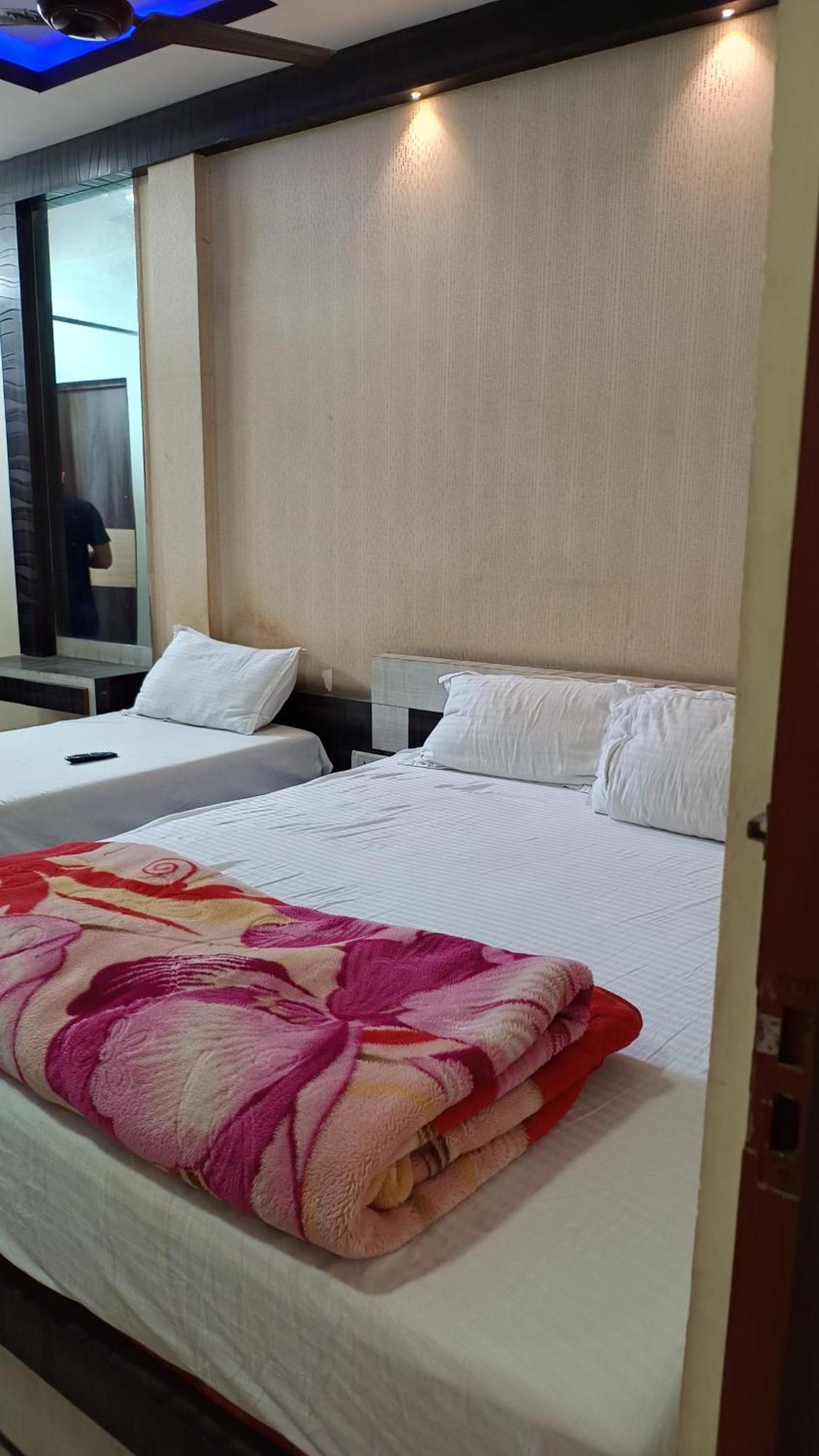 Hotel Srimanta Sankardev Majuli Exteriör bild